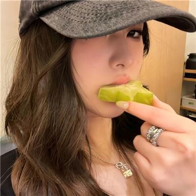 小鱼莉莉